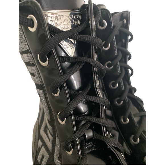Guess Olinia Women’s Combat Boots 9.5 Black Vegan Patent Leather Silver Monogram - Picture 10 of 13